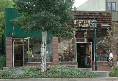 Craftsmen in Leather